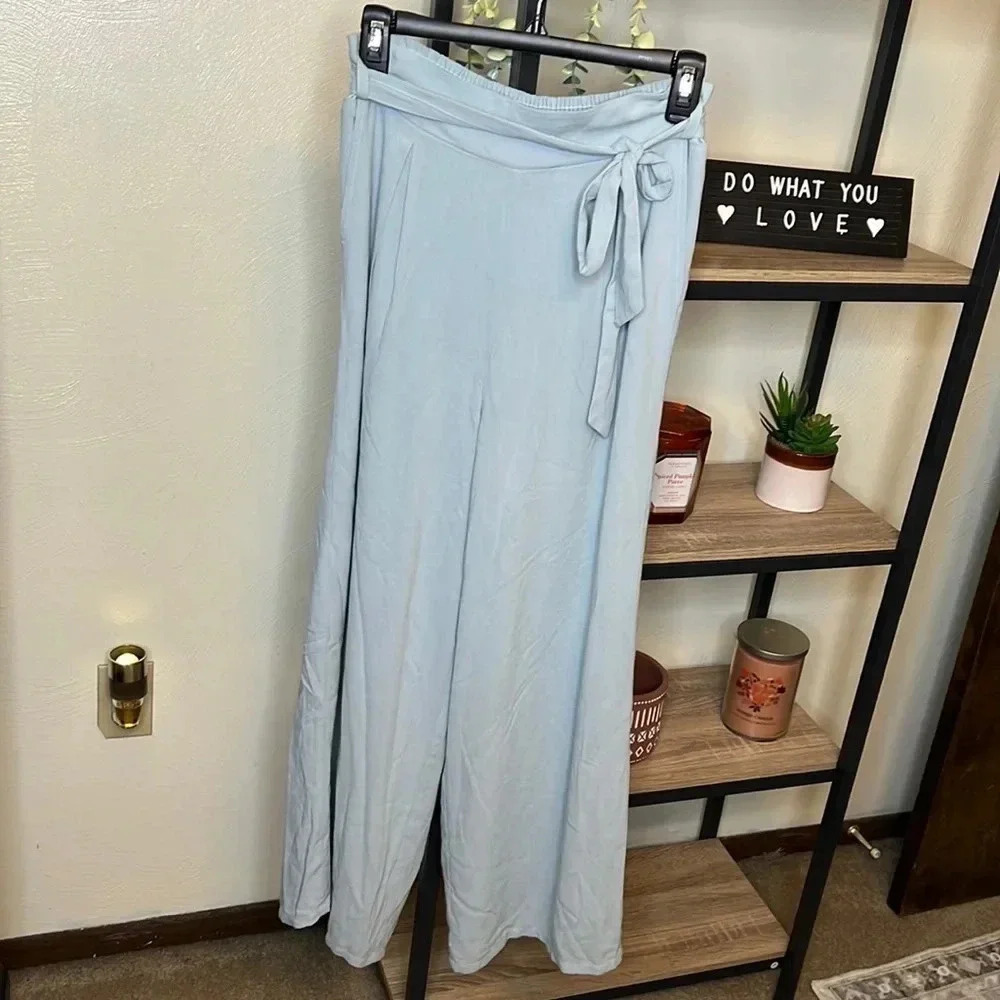 AMUSE Society High Waisted Wide Leg Pant size small
